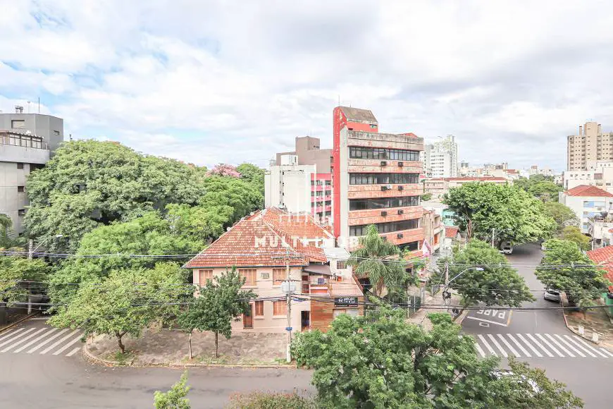 Foto 5 de Apartamento com 3 Quartos para alugar, 93m² em Petrópolis, Porto Alegre
