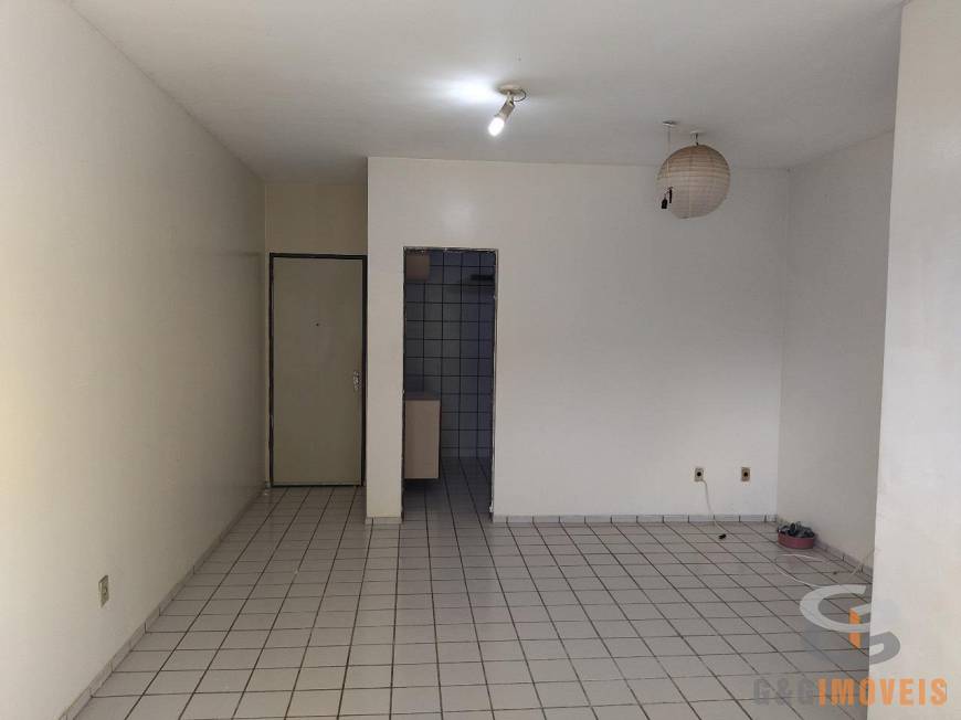 Foto 3 de Apartamento com 3 Quartos à venda, 94m² em Picarra, Teresina