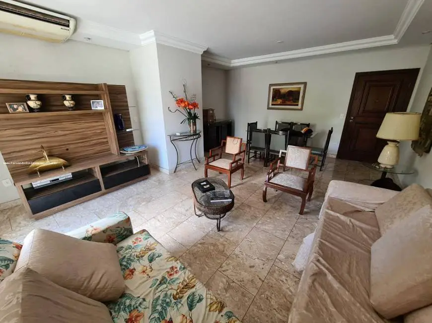 Foto 3 de Apartamento com 3 Quartos para alugar, 130m² em Praia do Canto, Vitória
