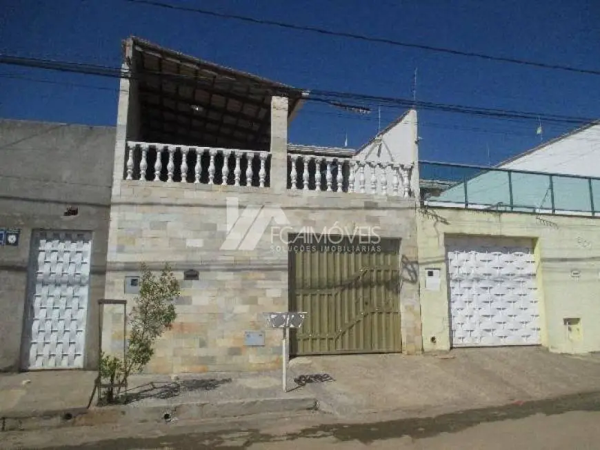 Foto 1 de Apartamento com 3 Quartos à venda, 68m² em São Pedro, Esmeraldas