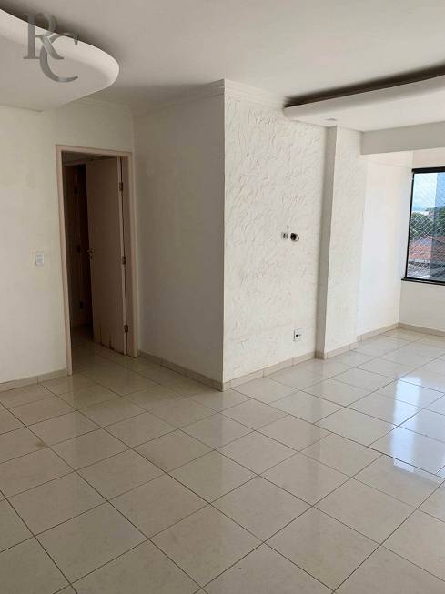 Foto 2 de Apartamento com 3 Quartos à venda, 96m² em Setor Aeroporto, Goiânia