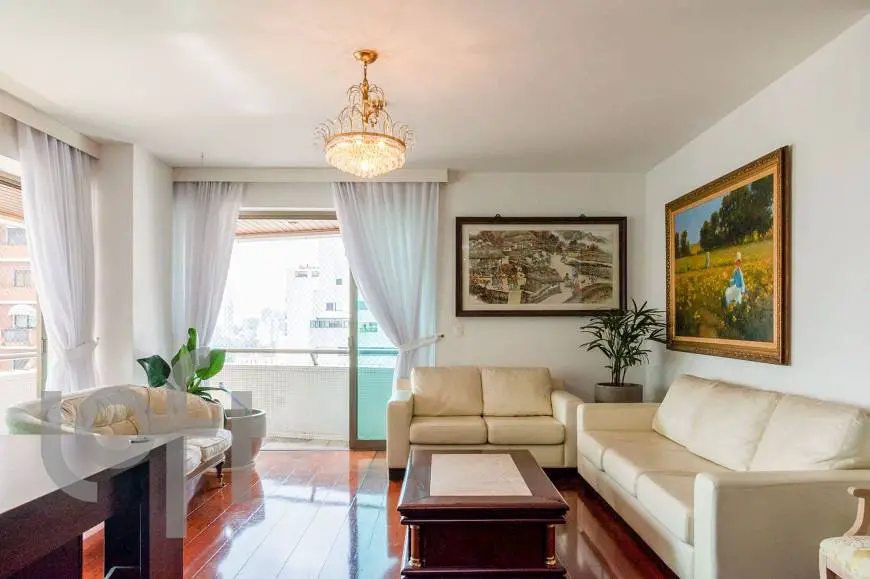 Foto 1 de Apartamento com 4 Quartos à venda, 250m² em Aclimação, São Paulo