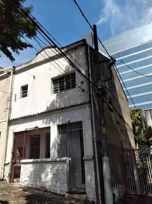 Foto 1 de Casa com 2 Quartos para alugar, 120m² em Cambuci, São Paulo