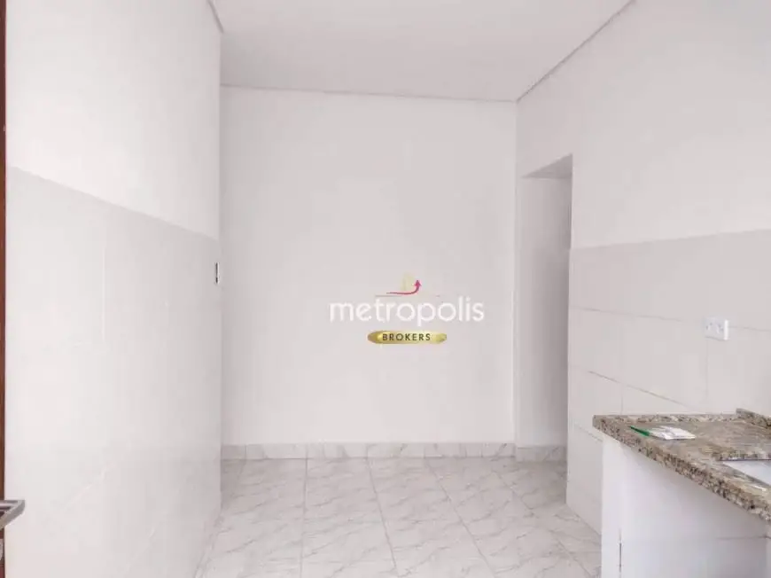 Foto 1 de Casa com 2 Quartos para alugar, 60m² em Nova Gerti, São Caetano do Sul