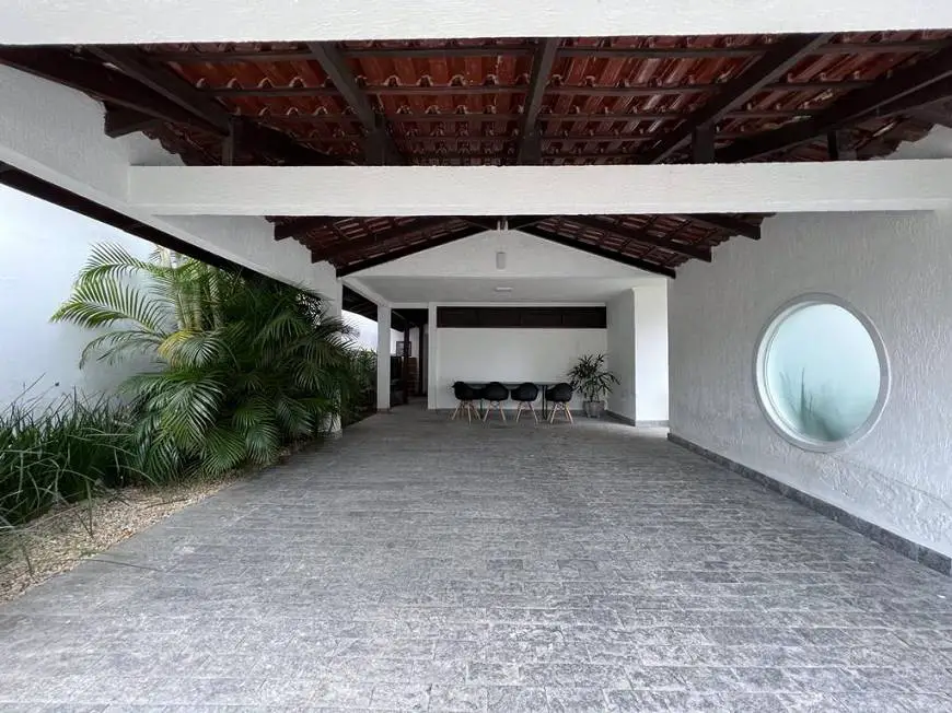 Foto 3 de Casa com 3 Quartos para alugar, 380m² em Ariribá, Balneário Camboriú