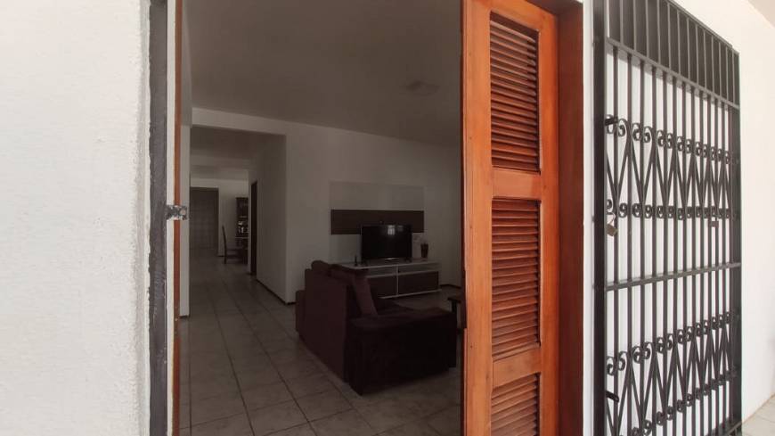 Foto 3 de Casa com 3 Quartos à venda, 360m² em BOA VISTA, Fortaleza
