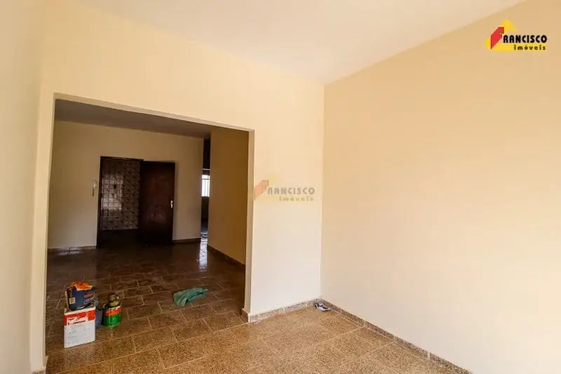 Foto 2 de Casa com 3 Quartos para alugar, 150m² em Bom Pastor, Divinópolis