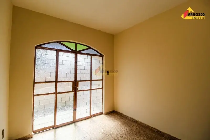 Foto 4 de Casa com 3 Quartos para alugar, 150m² em Bom Pastor, Divinópolis