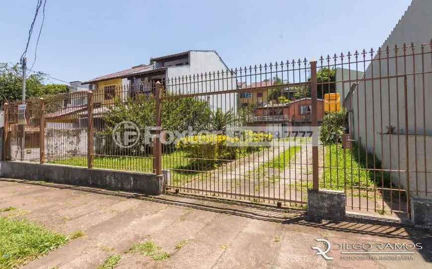 Foto 1 de Casa com 3 Quartos à venda, 189m² em Cavalhada, Porto Alegre
