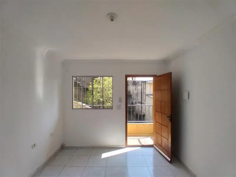 Foto 1 de Casa com 3 Quartos para alugar, 11m² em Chora Menino, São Paulo