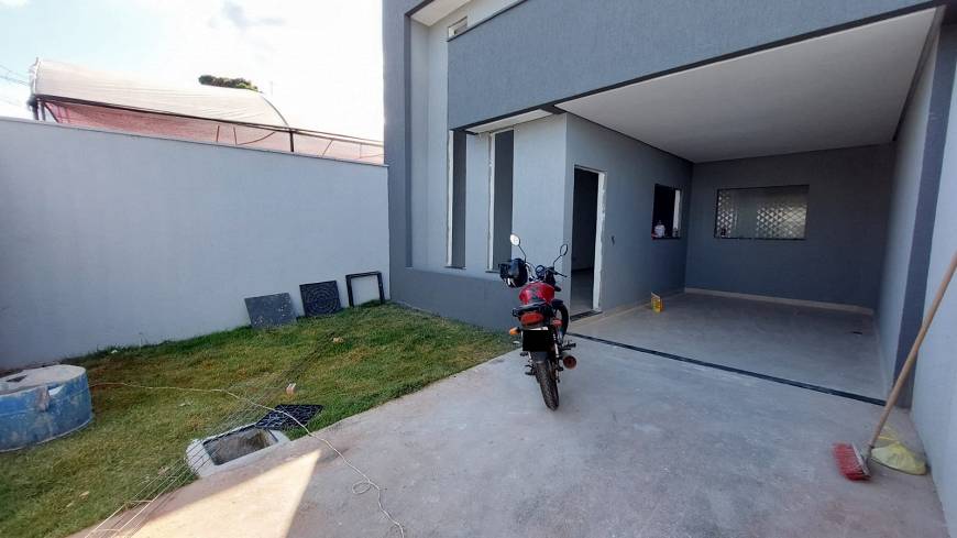 Foto 3 de Casa com 3 Quartos à venda, 100m² em Jardim Novo Mundo, Goiânia