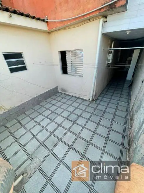 Foto 1 de Casa com 3 Quartos para alugar, 180m² em Quitaúna, Osasco