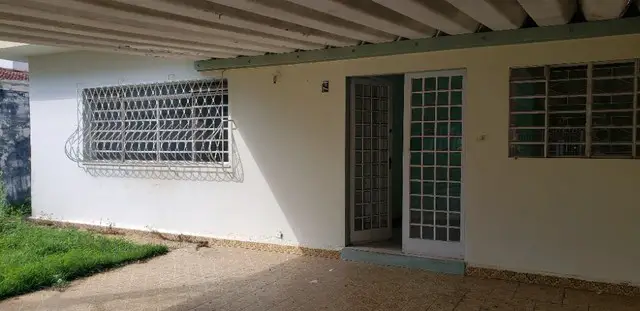 Foto 3 de Casa com 3 Quartos para alugar, 170m² em Vila Adyana, São José dos Campos