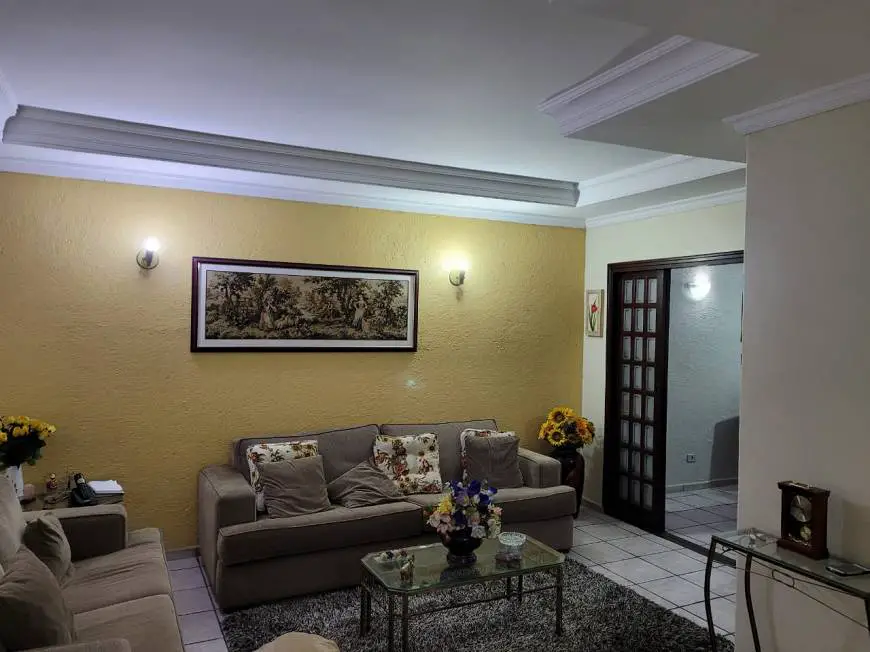 Foto 3 de Casa com 3 Quartos à venda, 240m² em Vila Gumercindo, São Paulo