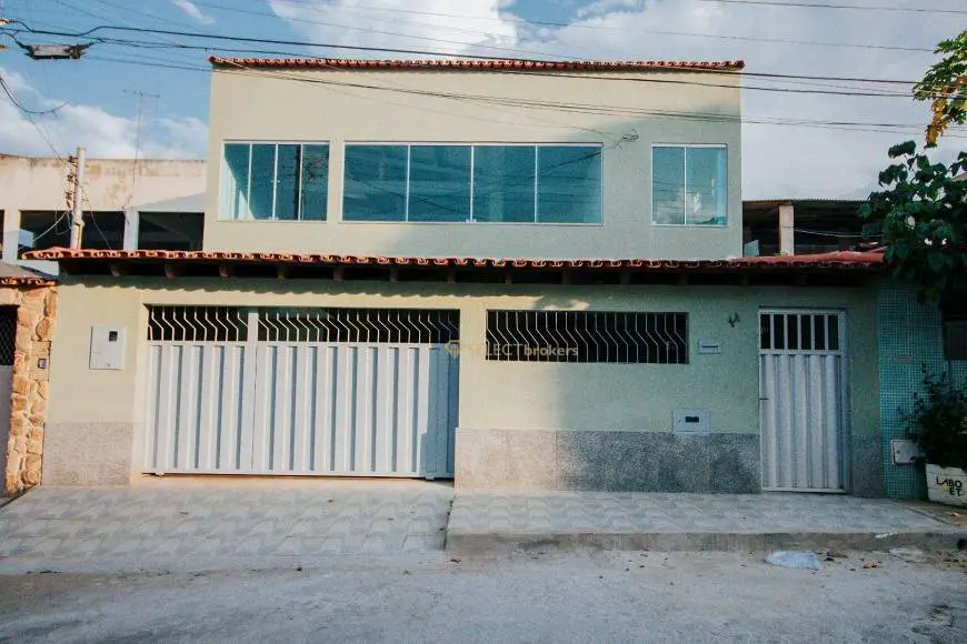Foto 1 de Casa com 3 Quartos à venda, 250m² em Vista da Serra, Colatina