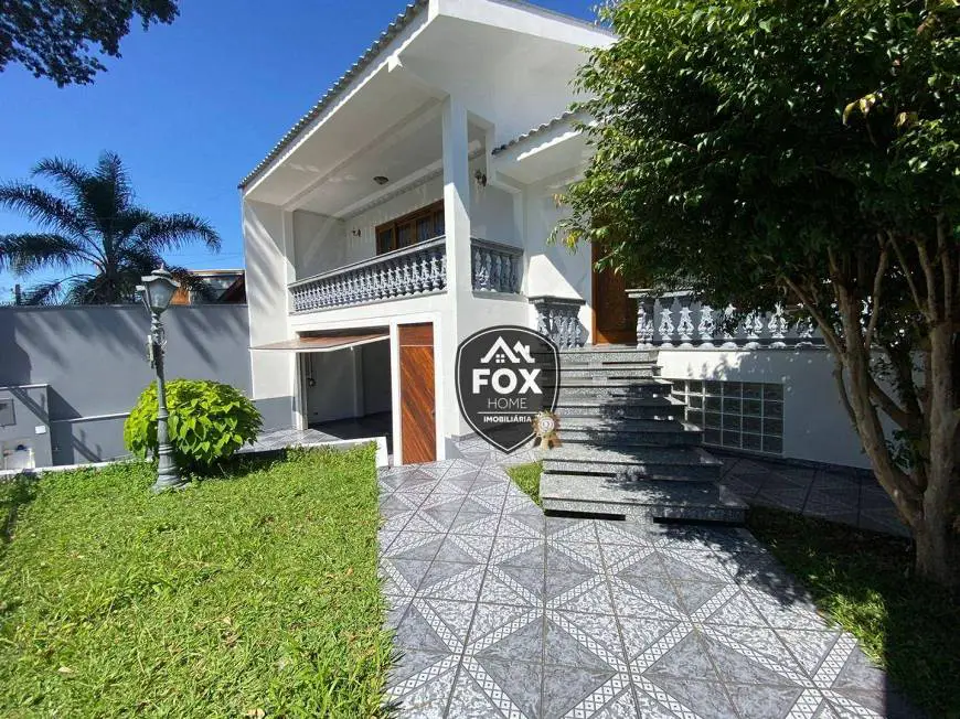 Foto 2 de Casa com 4 Quartos para alugar, 420m² em Boa Vista, Curitiba