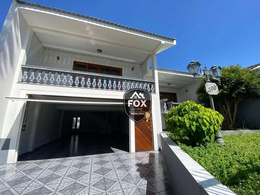 Foto 4 de Casa com 4 Quartos para alugar, 420m² em Boa Vista, Curitiba