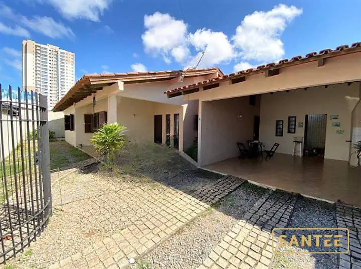 Foto 1 de Casa com 4 Quartos à venda, 210m² em Fazenda, Itajaí