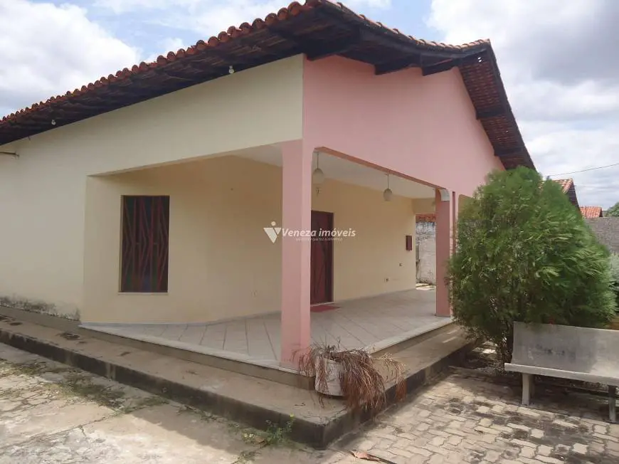 Foto 2 de Casa com 4 Quartos à venda, 789m² em Morada do Sol, Teresina