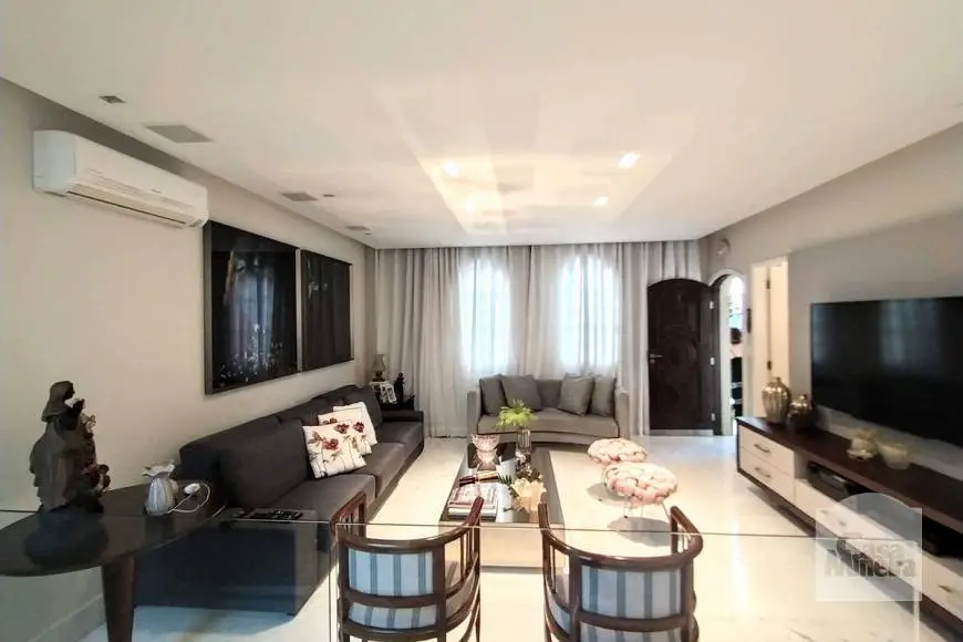 Foto 4 de Casa com 4 Quartos à venda, 215m² em Serra, Belo Horizonte