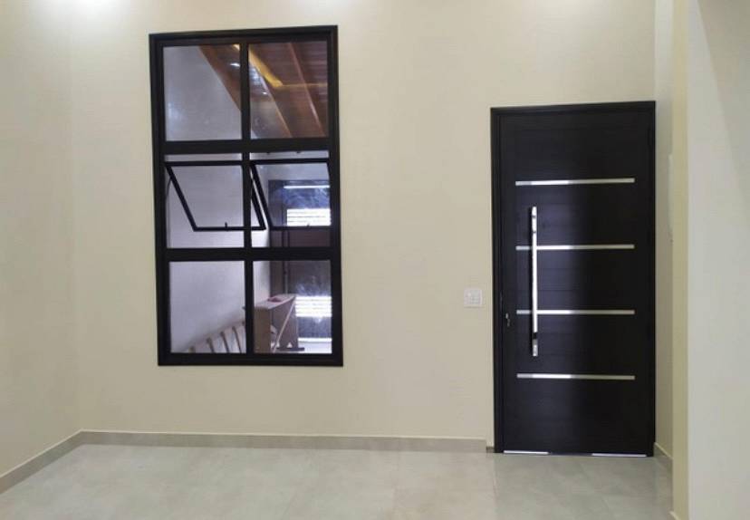 Foto 2 de Casa com 4 Quartos à venda, 190m² em Serrinha, Fortaleza