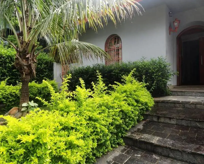 Foto 3 de Casa com 5 Quartos para alugar, 366m² em Bosque da Saúde, São Paulo