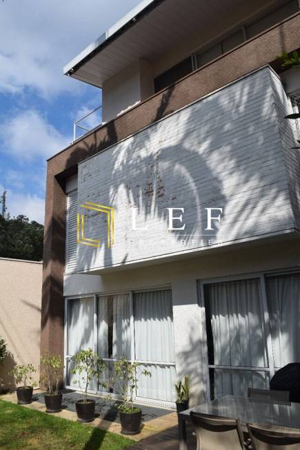 Foto 1 de Casa de Condomínio com 4 Quartos à venda, 330m² em Jardim Morumbi, São Paulo