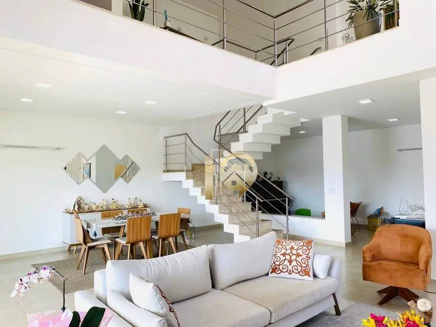 Foto 1 de Casa de Condomínio com 5 Quartos para venda ou aluguel, 440m² em Parque Mirante Do Vale, Jacareí