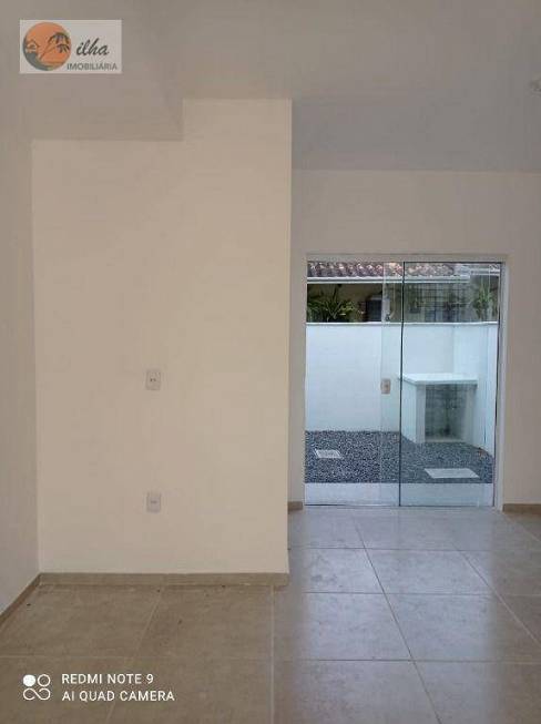 Foto 4 de Sobrado com 2 Quartos à venda, 68m² em , São Francisco do Sul