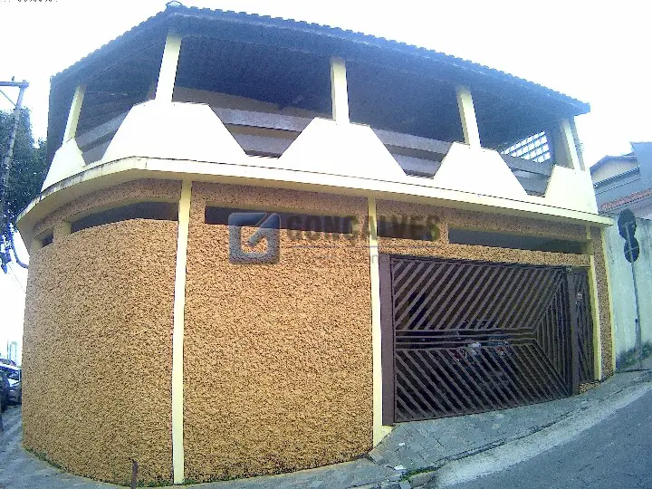 Foto 1 de Sobrado com 3 Quartos à venda, 190m² em Vila Alto de Santo Andre, Santo André