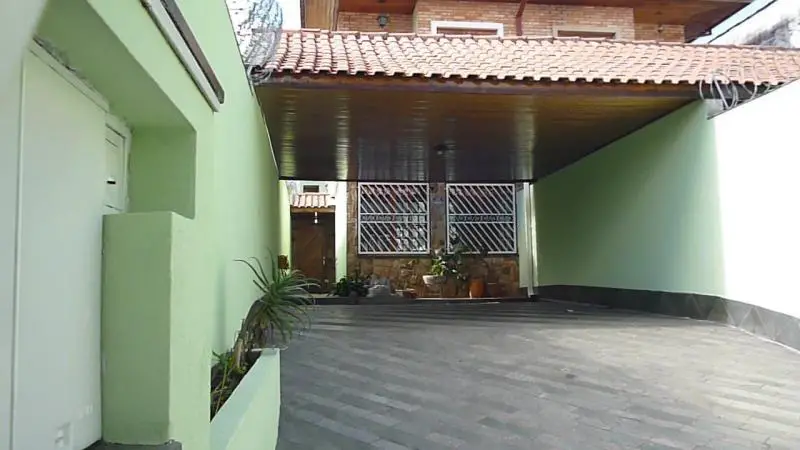 Foto 1 de Sobrado com 3 Quartos à venda, 220m² em Vila Mazzei, São Paulo