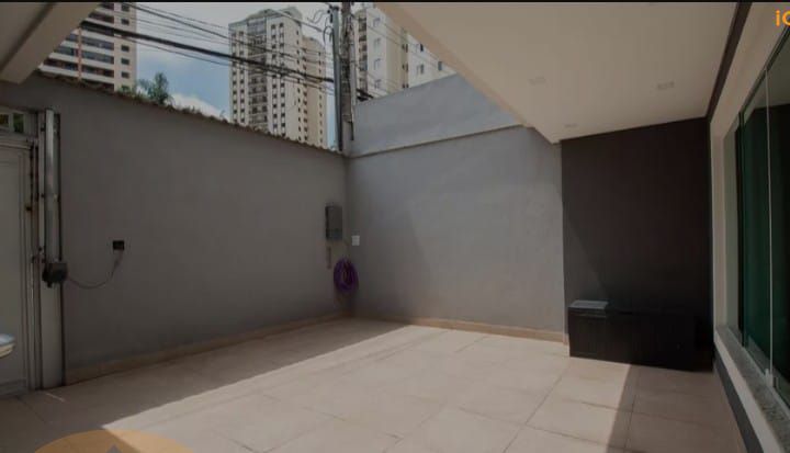 Foto 2 de Sobrado com 3 Quartos à venda, 220m² em Vila Vermelha, São Paulo
