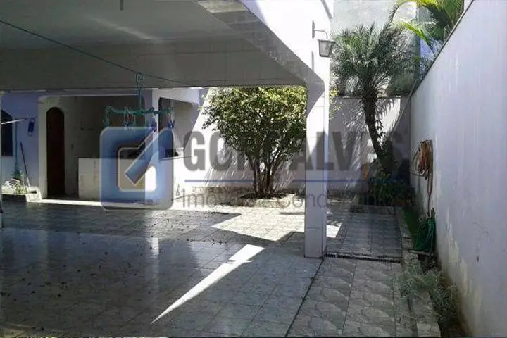 Foto 3 de Sobrado com 4 Quartos à venda, 350m² em Jardim São Caetano, São Caetano do Sul