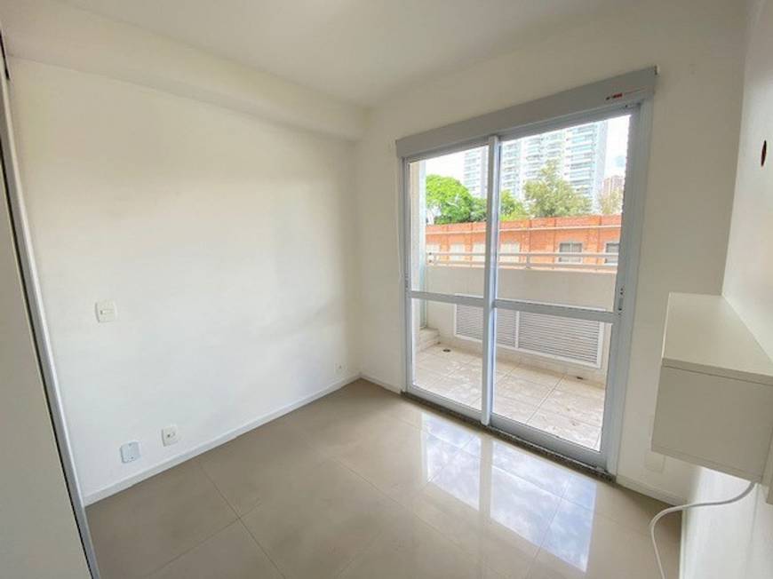 Foto 3 de Apartamento com 1 Quarto à venda, 35m² em Santo Amaro, São Paulo