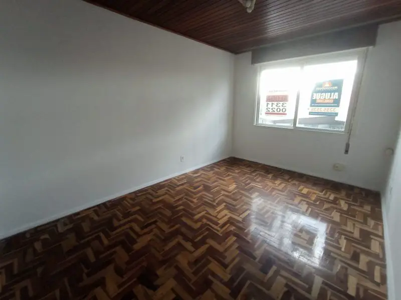 Foto 3 de Apartamento com 2 Quartos para alugar, 95m² em Santa Cecília, Porto Alegre