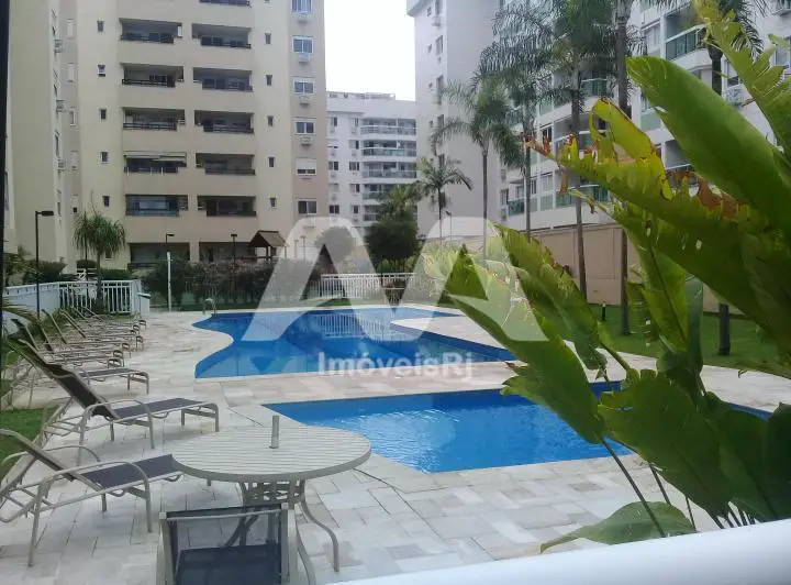 Foto 1 de Apartamento com 2 Quartos à venda, 73m² em Taquara, Rio de Janeiro