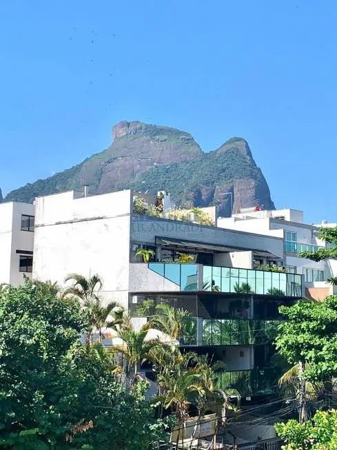 Foto 1 de Apartamento com 3 Quartos para alugar, 165m² em Barra da Tijuca, Rio de Janeiro