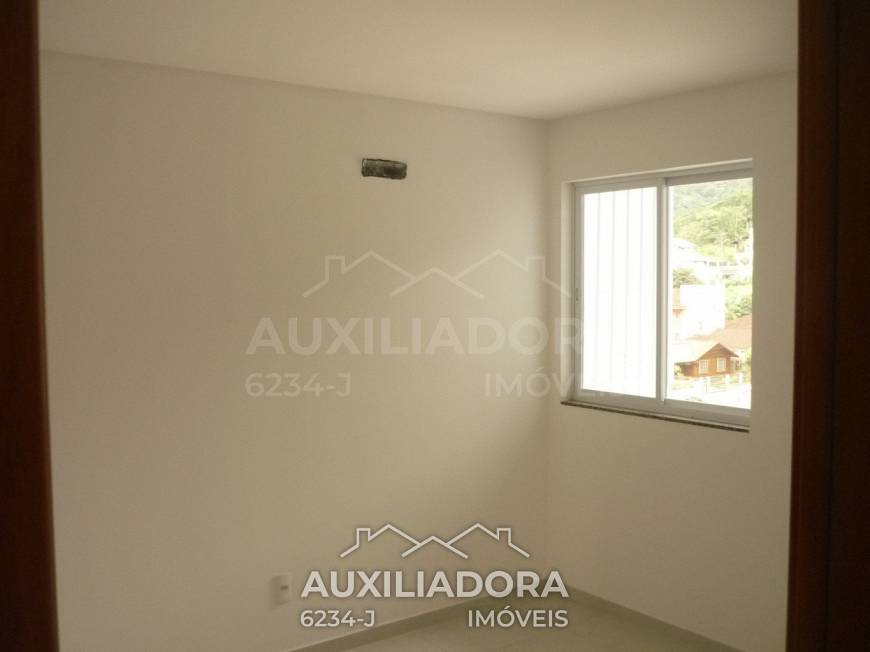 Foto 3 de Apartamento com 3 Quartos à venda, 84m² em Barra do Rio Cerro, Jaraguá do Sul