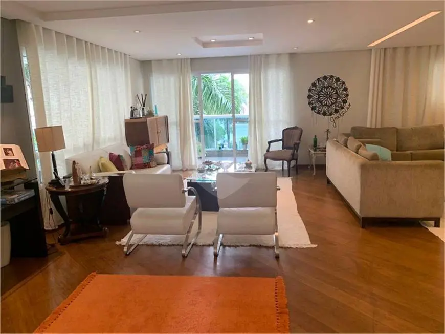 Foto 1 de Apartamento com 3 Quartos para alugar, 182m² em Planalto Paulista, São Paulo