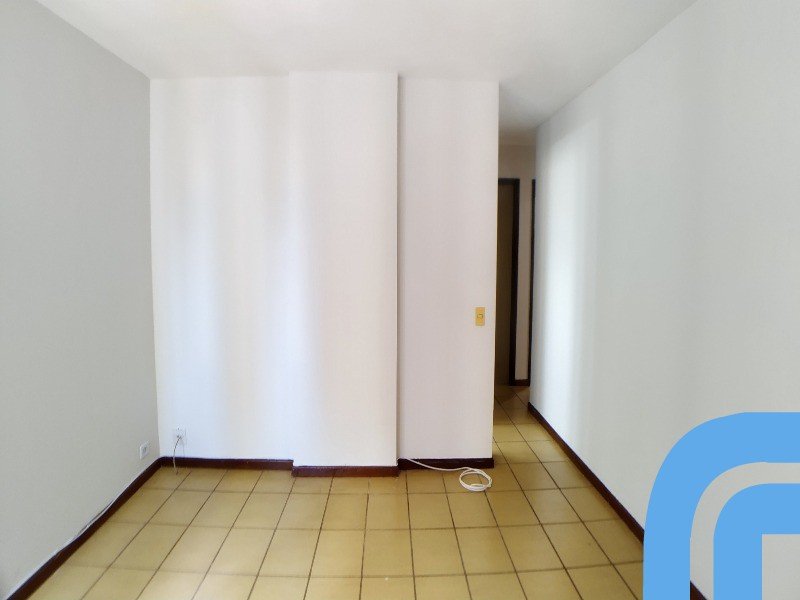 Foto 2 de Apartamento com 3 Quartos para alugar, 71m² em Setor Oeste, Goiânia