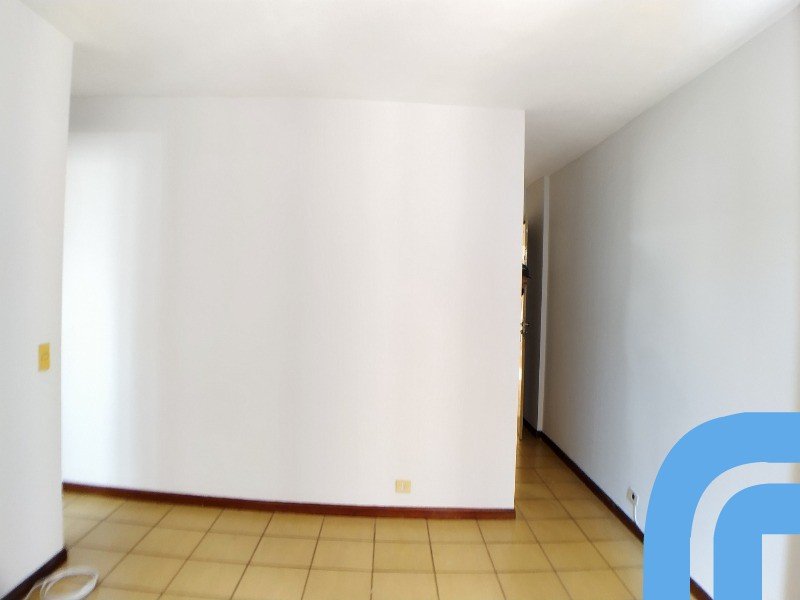 Foto 3 de Apartamento com 3 Quartos para alugar, 71m² em Setor Oeste, Goiânia