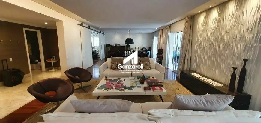 Foto 1 de Apartamento com 4 Quartos à venda, 367m² em Cerqueira César, São Paulo