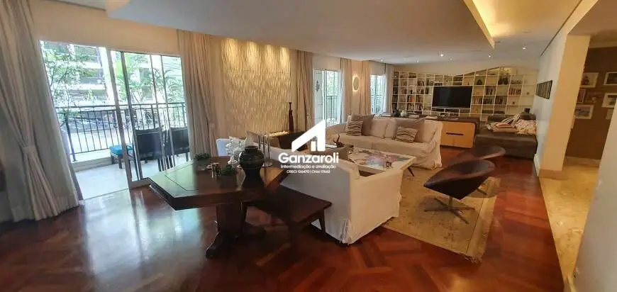 Foto 3 de Apartamento com 4 Quartos à venda, 367m² em Cerqueira César, São Paulo