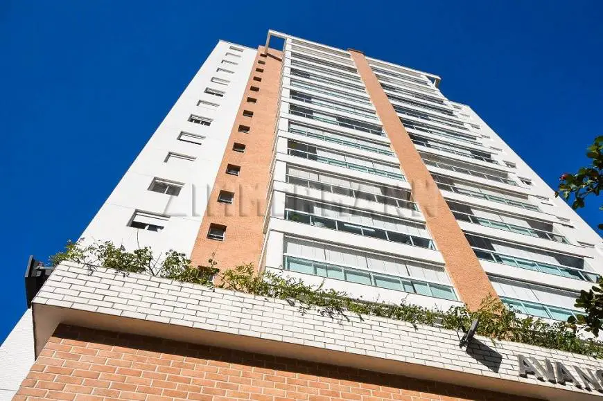 Foto 1 de Apartamento com 4 Quartos à venda, 151m² em Vila Romana, São Paulo