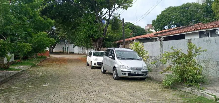 Foto 2 de Apartamento com 7 Quartos à venda, 189m² em Pituba, Salvador