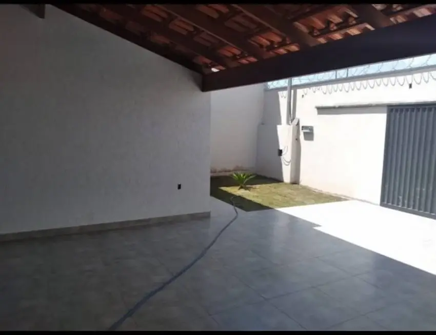 Foto 2 de Casa com 2 Quartos à venda, 100m² em Barcelona, Serra