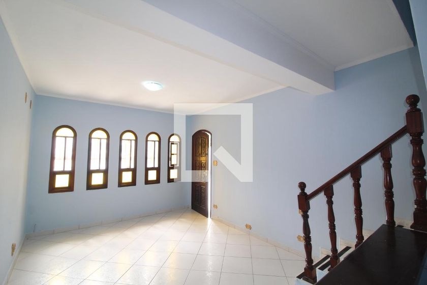 Foto 3 de Casa com 2 Quartos para alugar, 151m² em Campestre, Santo André