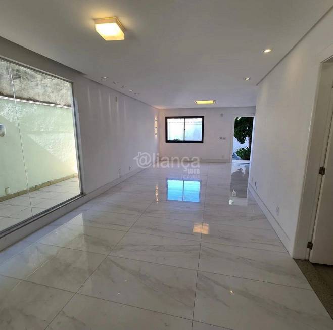 Foto 2 de Casa com 4 Quartos à venda, 360m² em Morada do Sol, Vila Velha
