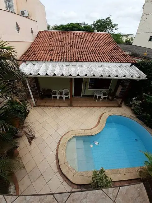 Foto 2 de Casa com 4 Quartos à venda, 300m² em Vila da Penha, Rio de Janeiro