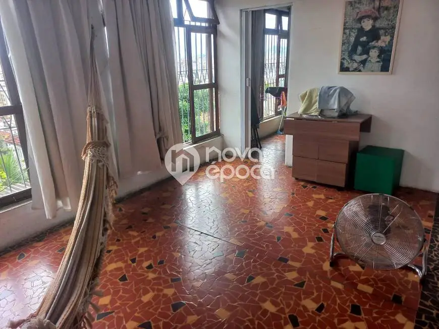 Foto 1 de Casa com 5 Quartos à venda, 209m² em Grajaú, Rio de Janeiro